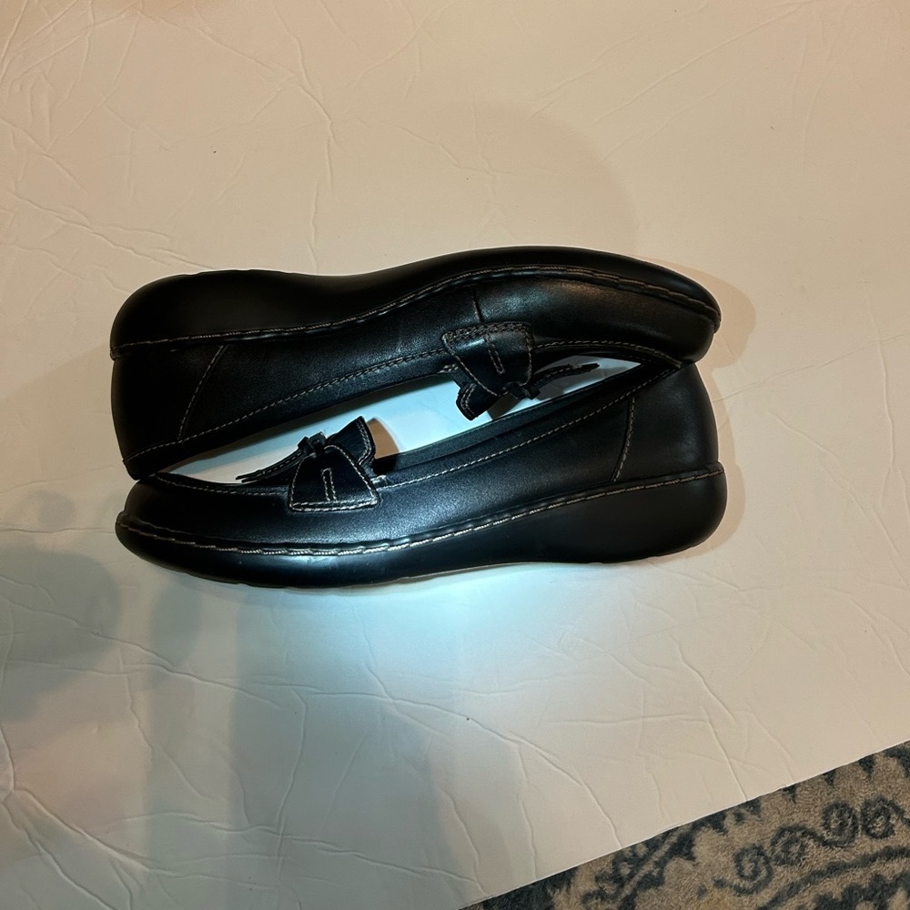 Clarks shoes women’s size 9n